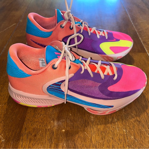 Men’s Nike Purplee Zoom Freak 4 Low Top Men’s Size 11 - Picture 3 of 6